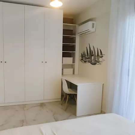 Beach House, 2 Mins To The Sea Nikiti (Sithonia)