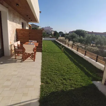 Beach House, 2 Mins To The Sea Casa de Férias *